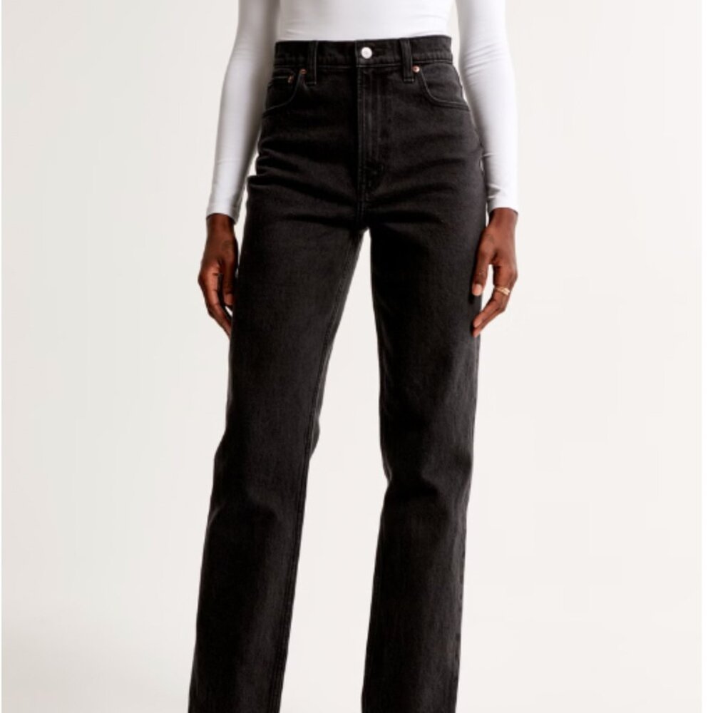 Abercrombie Ultra High Rise 90s Straight Jean